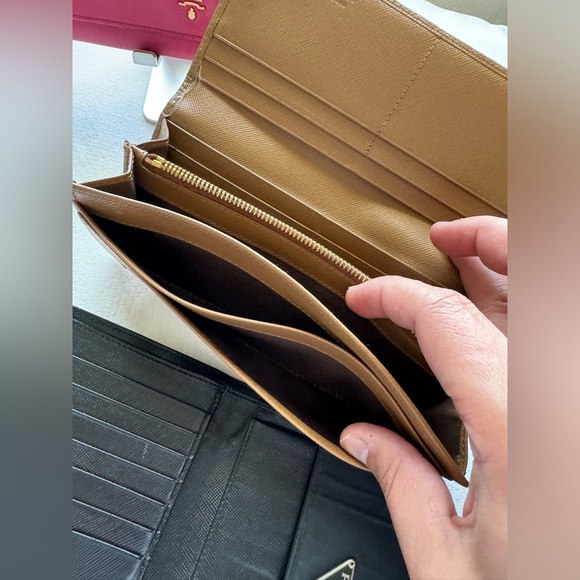 🔥Prada Wallets (4 pcs) - Picture 10 of 17